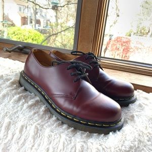 VINTAGE Maroon Dr Marten Shoes. WORN ONCE